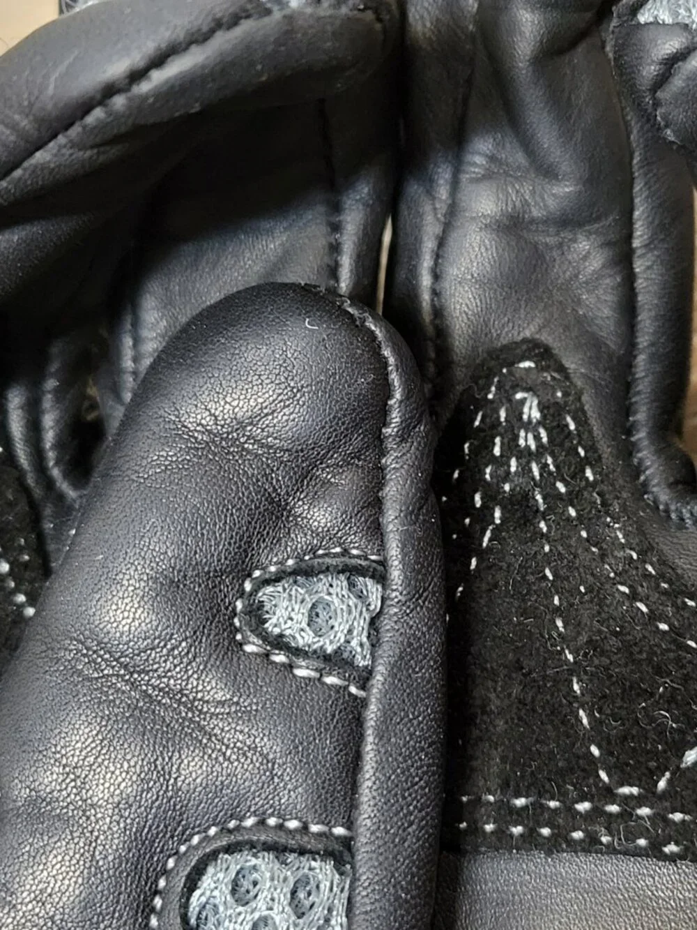 SEDICI Black Leather Motorcycle Gloves - Ladies S (PRE-OWNED)